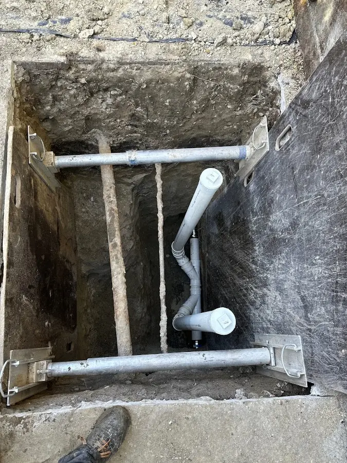 Experienced plumber completing Gas Line Repair work in Williams